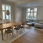 Exclusive Frederiksberg Apartment With 3 Bedrooms