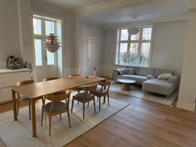 Apartment Exclusive Frederiksberg With 3 Bedrooms